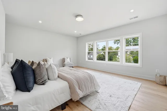 $2,195,000 | 1945 Leonard Road, Falls Church, VA 22043