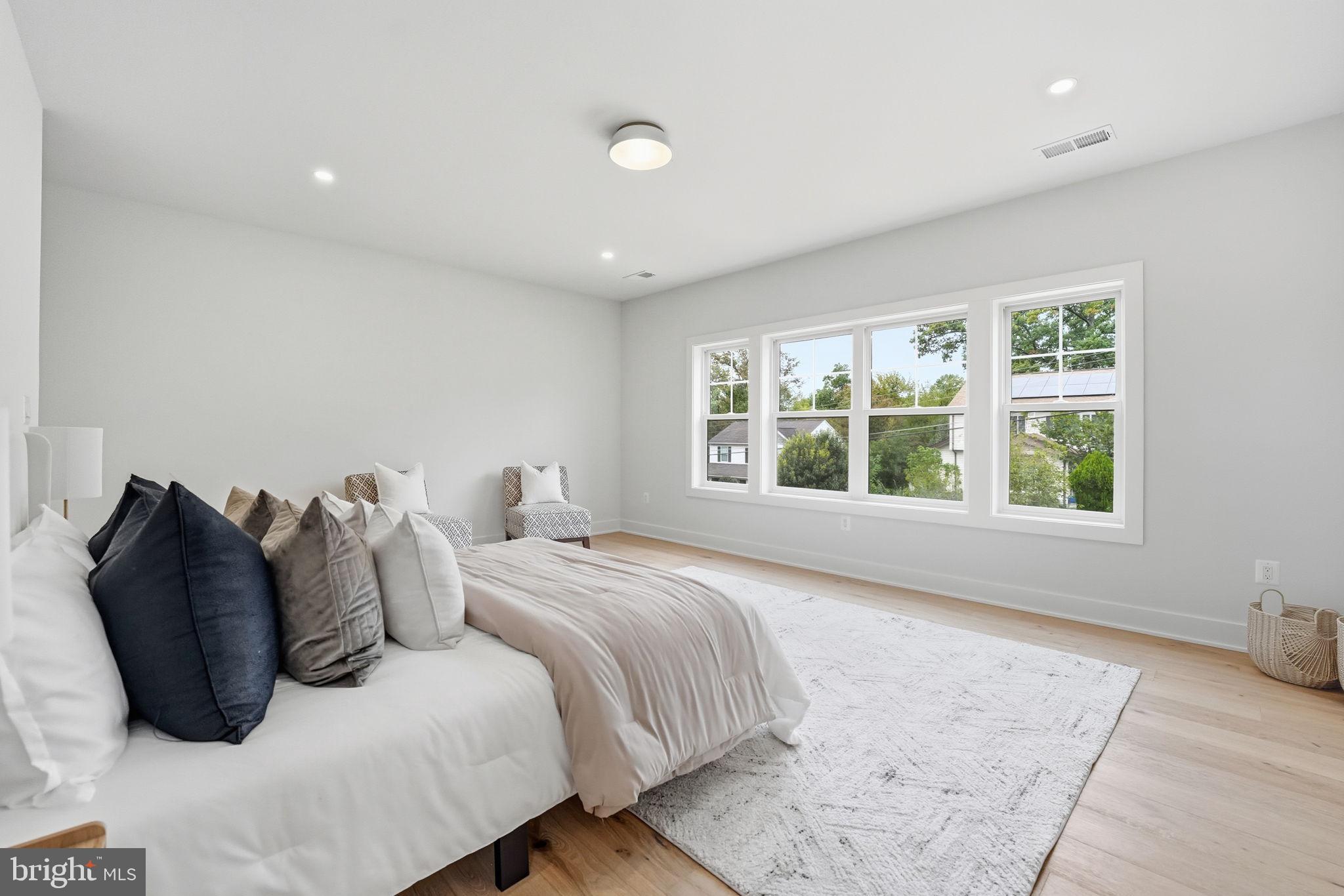 1945 Leonard Road Falls Church, VA 22043 - Photo 68 of 95