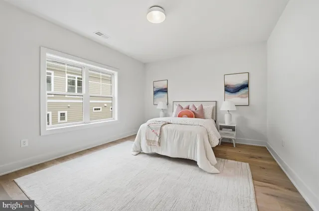 $2,195,000 | 1945 Leonard Road, Falls Church, VA 22043