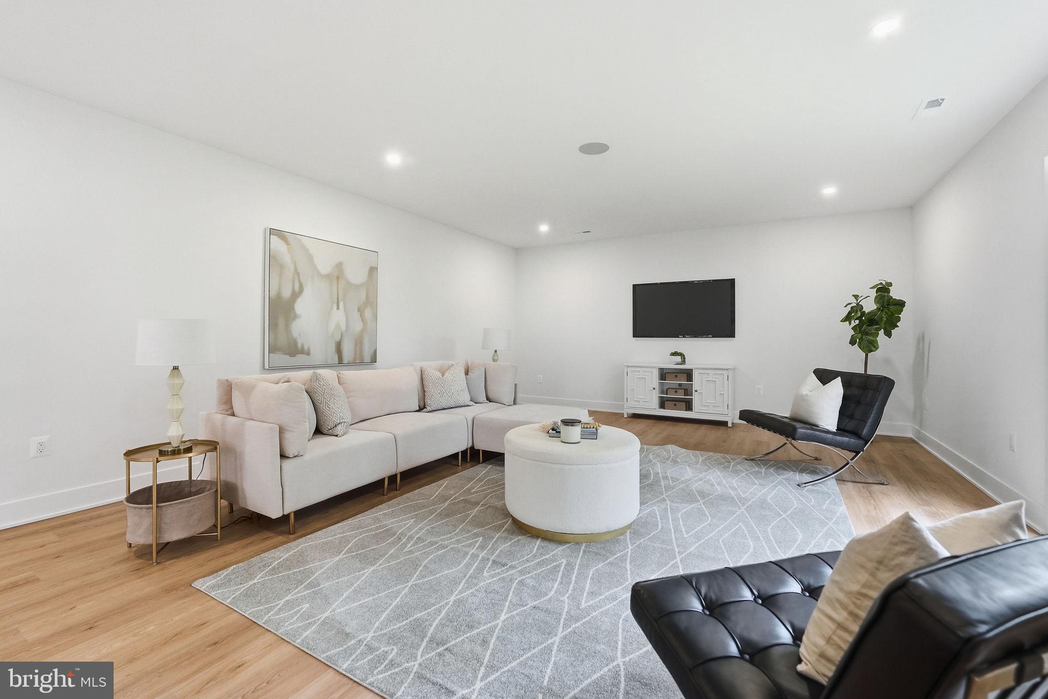 1945 Leonard Road Falls Church, VA 22043 - Photo 81 of 95