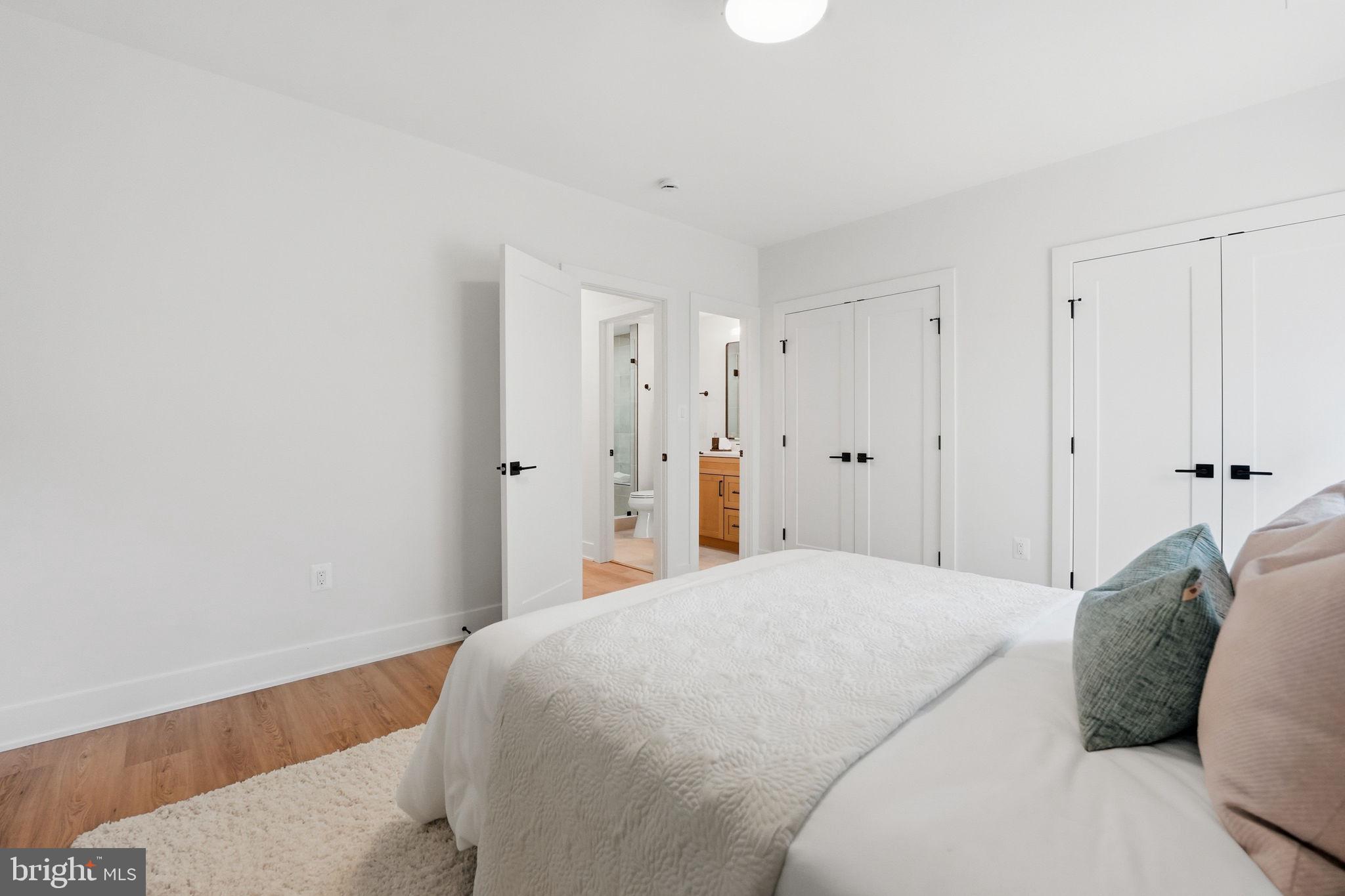 1945 Leonard Road Falls Church, VA 22043 - Photo 88 of 95