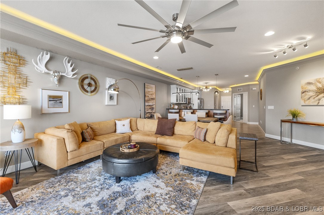 100 Trinity Pointe Drive, Unit 2L Camdenton, MO 65020 - Photo 14 of 43