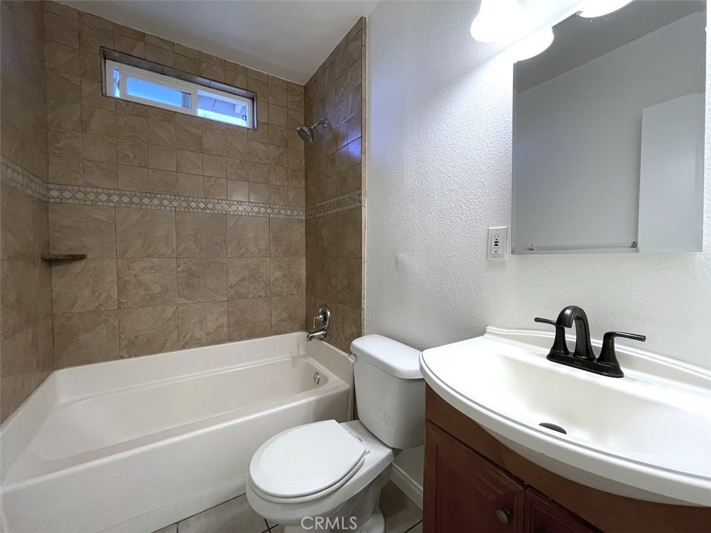 7259 Jackson Street Paramount, CA 90723 - Photo 8 of 12