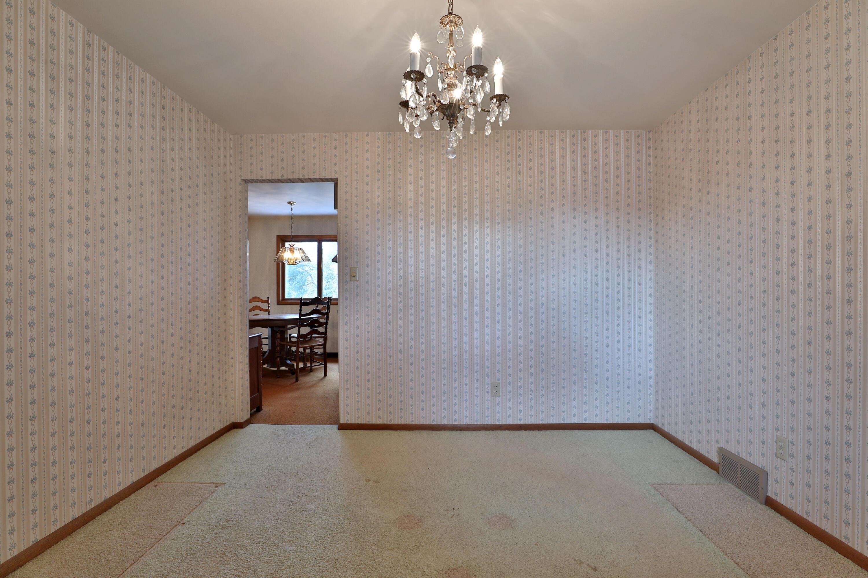 698 Chaffin Ridge Columbus, OH 43214 - Photo 14 of 50 698-ChaffinRidge-13
