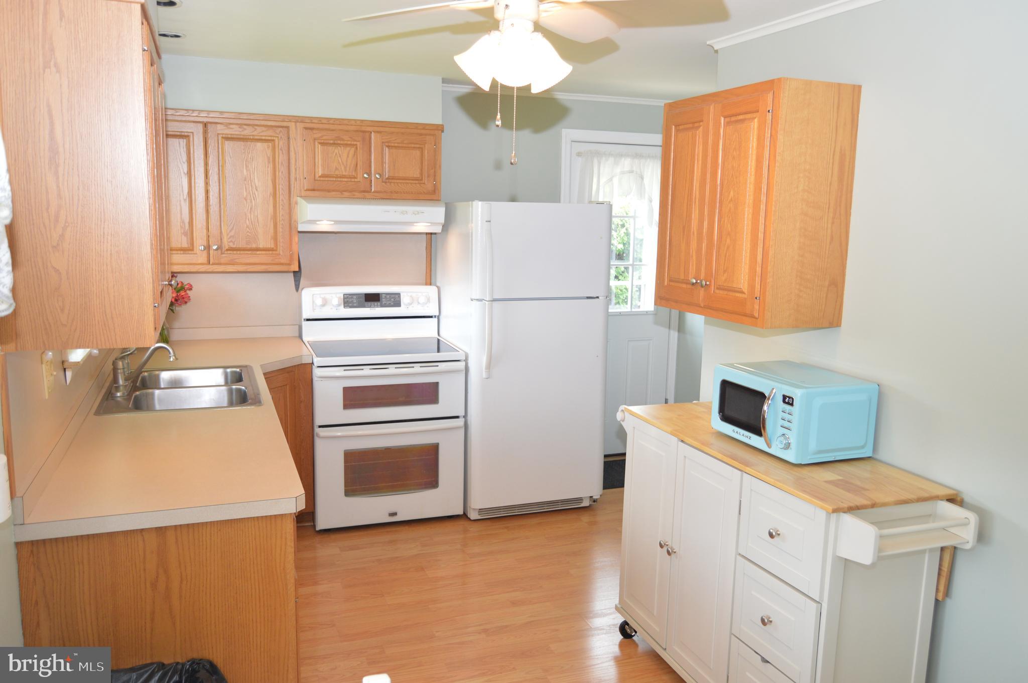 2120 Peters Road Reading, PA 19601 - Photo 6 of 16 Modern Kitchen
