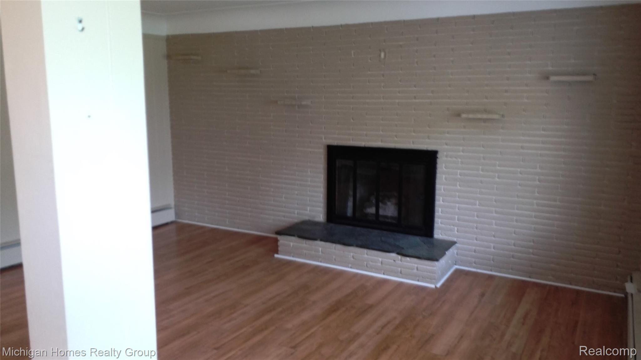 2360 Keith Road West Bloomfield, MI 48324 - Photo 12 of 22 WIN_20190518_14_40_20_Pro.jpg