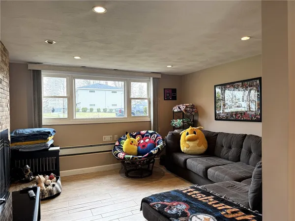 $569,900 | 53 Bicentennial Way, North Providence, RI 02911