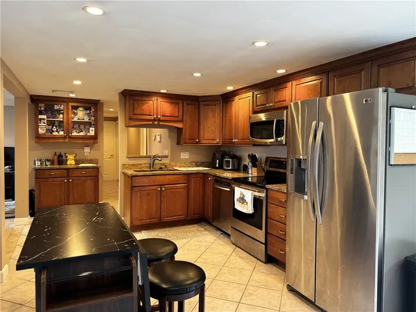$569,900 | 53 Bicentennial Way, North Providence, RI 02911