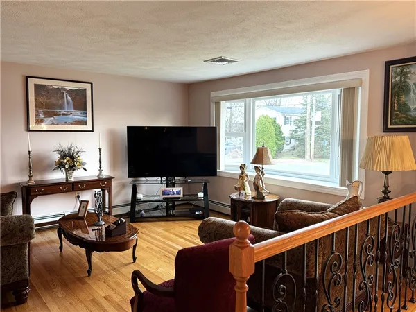 $569,900 | 53 Bicentennial Way, North Providence, RI 02911