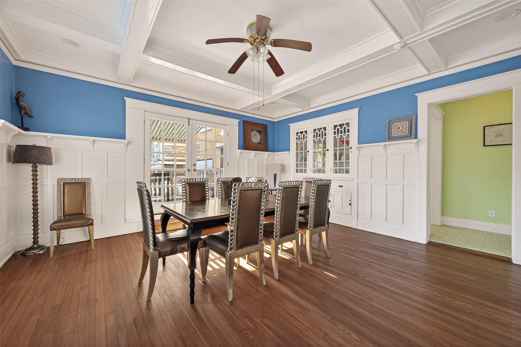 1723 Rosenberg Street Galveston, TX 77550 - Photo 13 of 38 Dining area with abundant natural light and open layout.