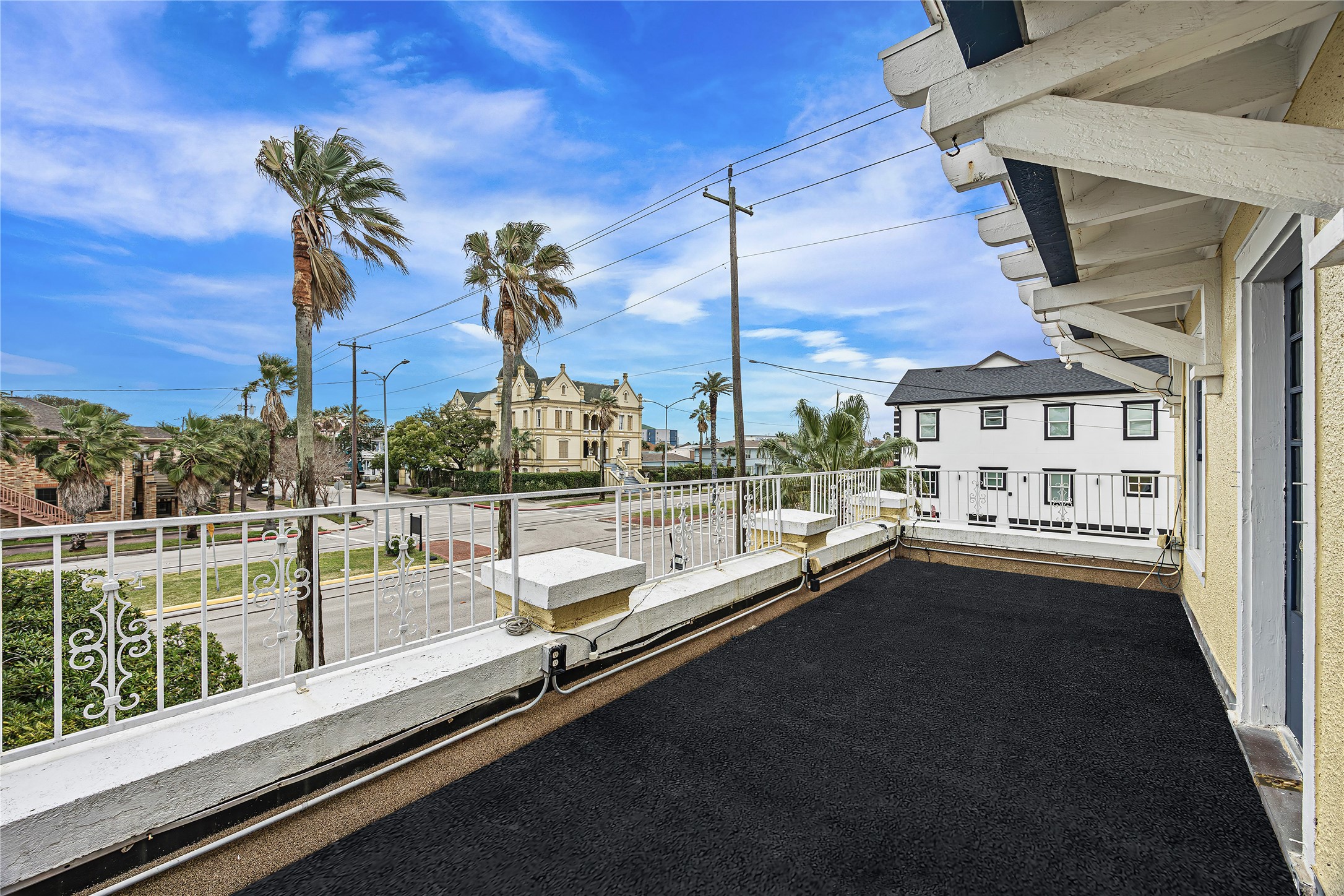 1723 Rosenberg Street Galveston, TX 77550 - Photo 28 of 38 Private balcony over looking the community.