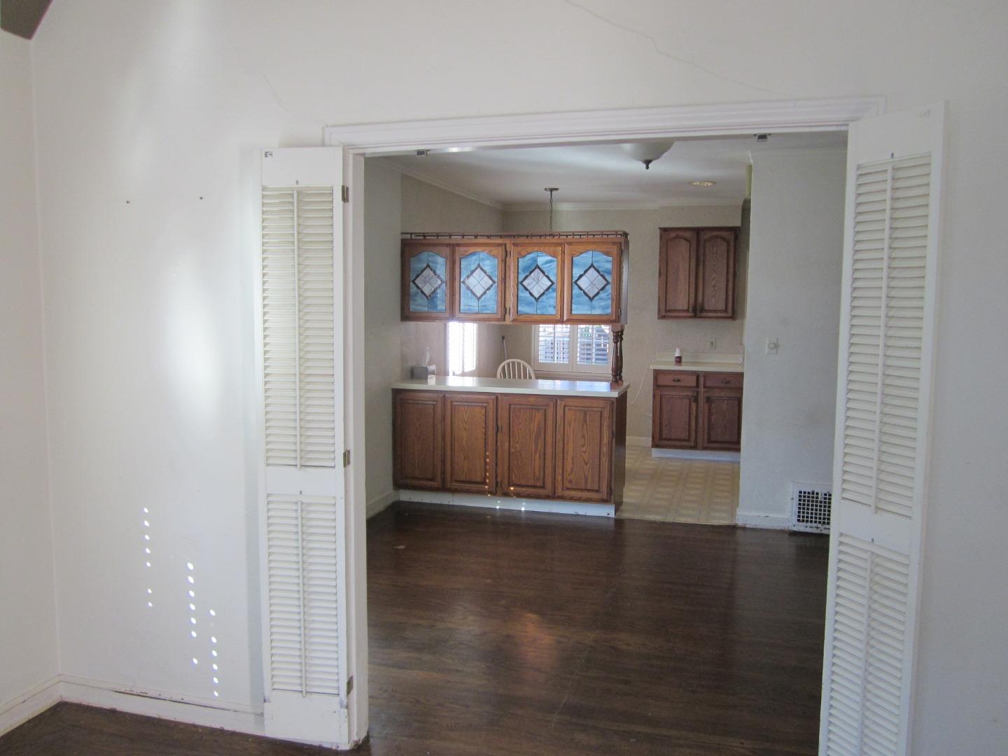 765 Willborough Road Burlingame, CA 94010 - Photo 5 of 21 Gallery Image 5