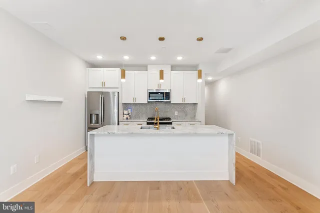 $3,625 | 1705 Trinidad Avenue Northeast, Unit 2, Washington, DC 20002