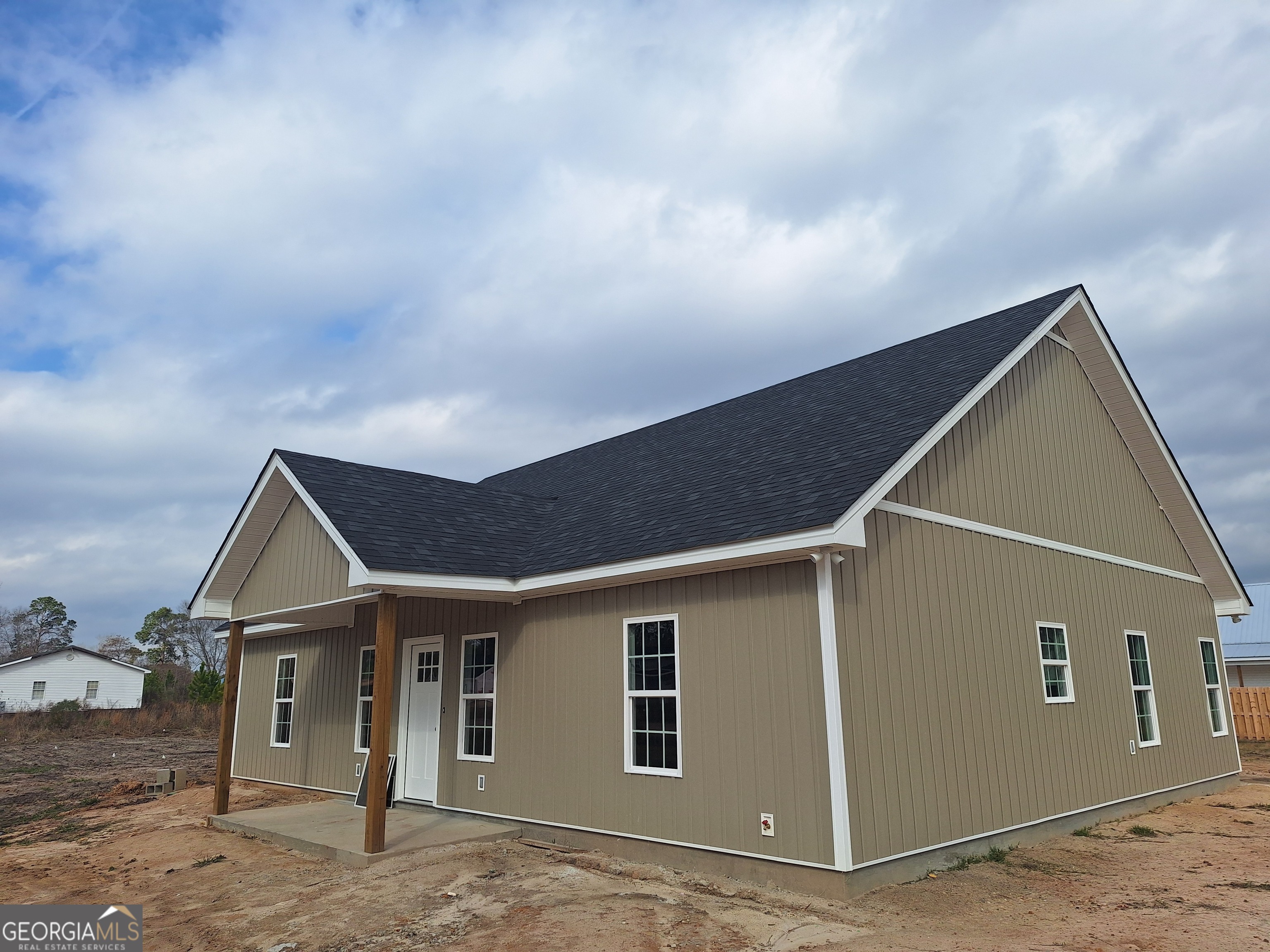 155 Peach Lane Baxley, GA 31513 - Photo 18 of 19 a view of house that has windows