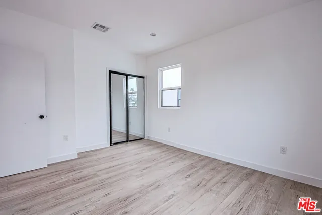 $3,895,000 | 6461 Woodley Avenue, Van Nuys, CA 91406