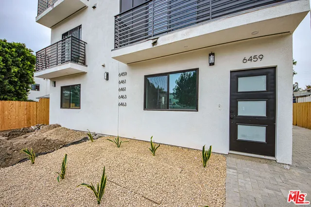 $3,895,000 | 6461 Woodley Avenue, Van Nuys, CA 91406