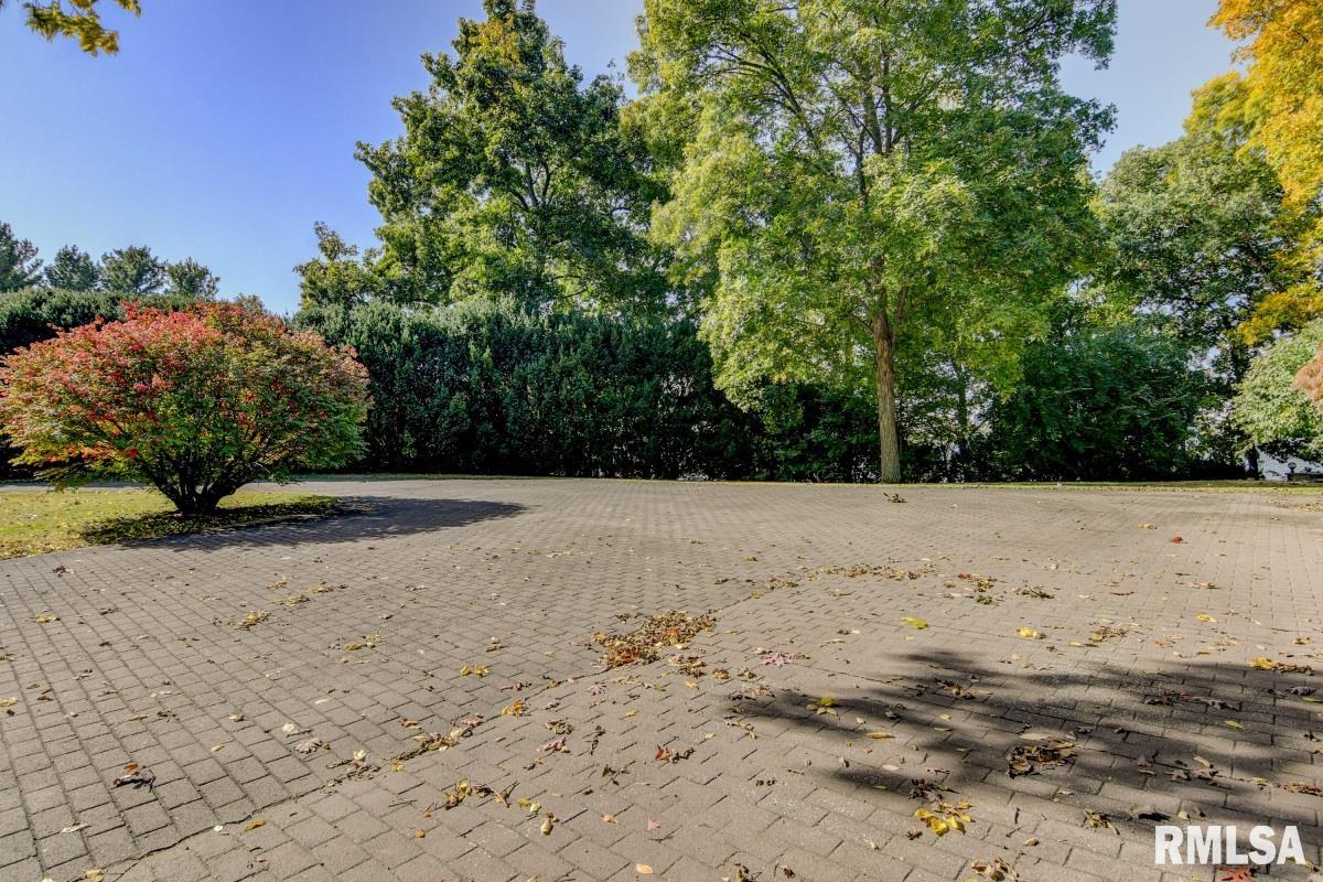 113 Linden Lane Springfield, IL 62712 - Photo 52 of 53 Gallery Image 52