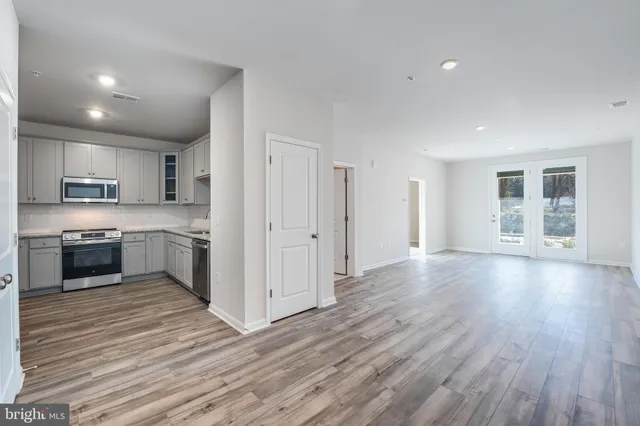 $295,790 | 4003 Seaside Alder Road, Unit 104 IVY, Bowie, MD 20720