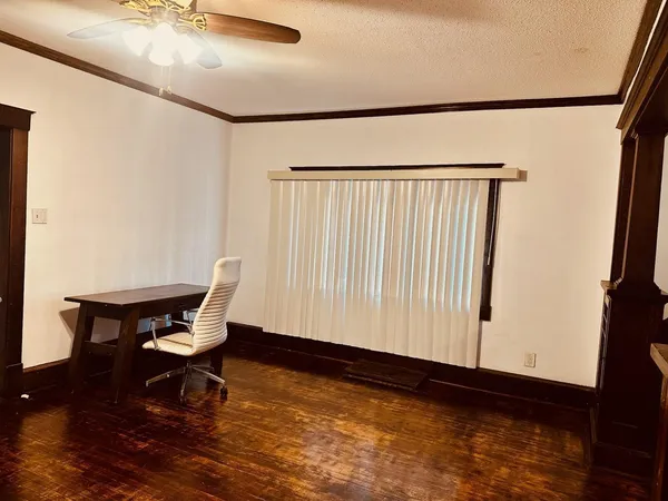 $2,700 | 246 Sidney Street East, St. Paul, MN 55107