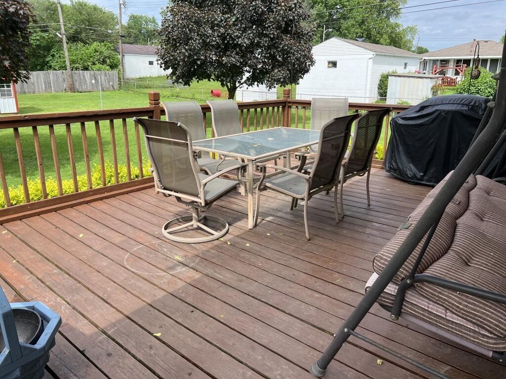 552 Barcher Road Columbus, OH 43207 - Photo 13 of 48 img_8737