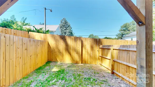 $2,900 | 156 Mattoon Street, Charlotte, NC 28216