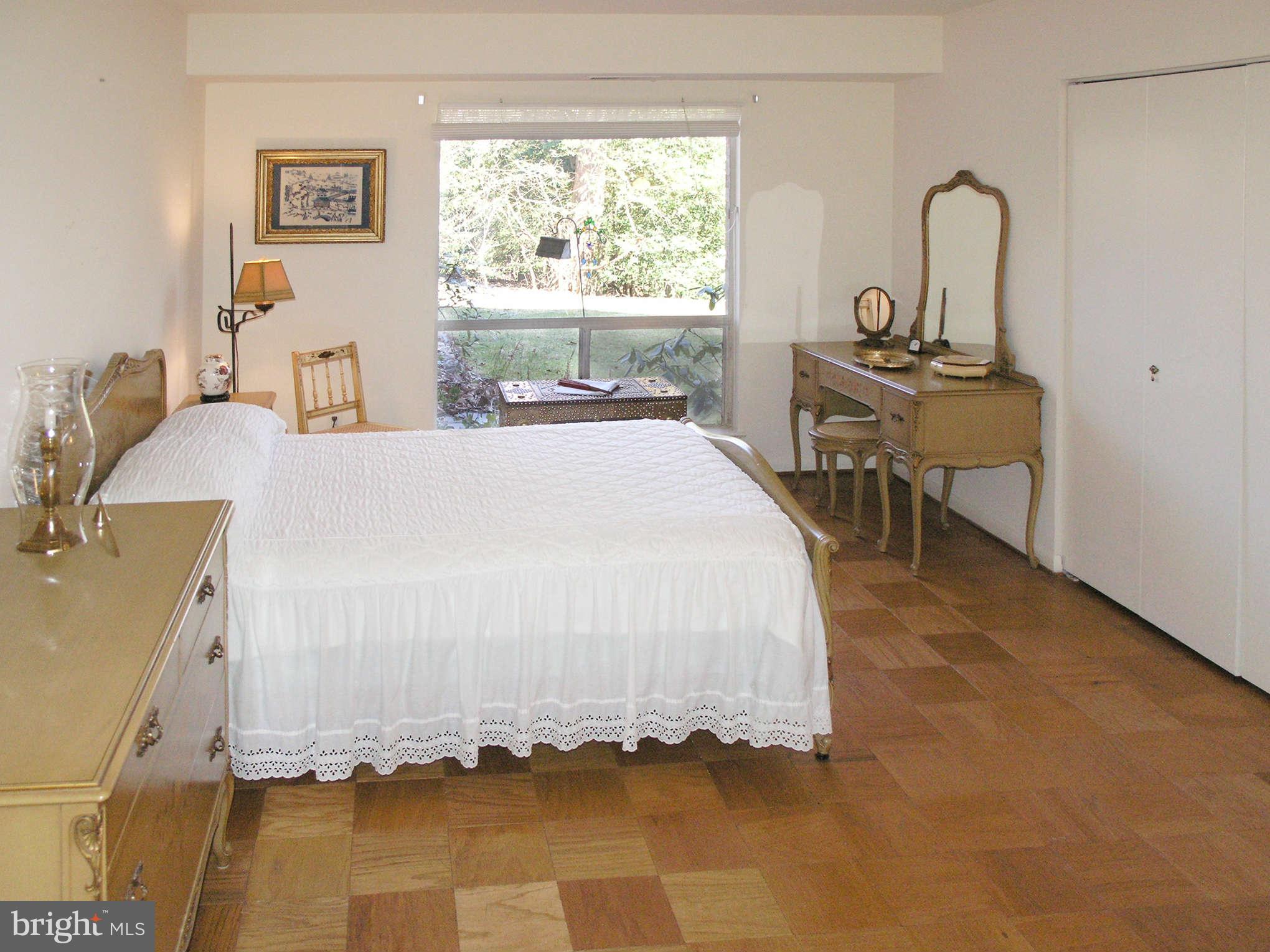 11615 Vantage Hill Road, Unit 1A Reston, VA 20190 - Photo 12 of 27 Bedroom (Master)