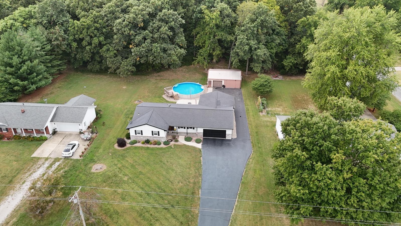 2411 Seminary Road Brighton, IL 62012 - Photo 57 of 59