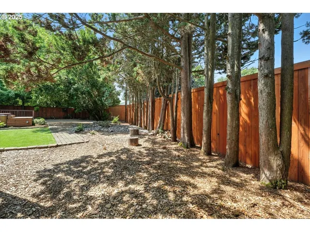 $585,000 | 1371 Northeast Barnes Court, Gresham, OR 97030