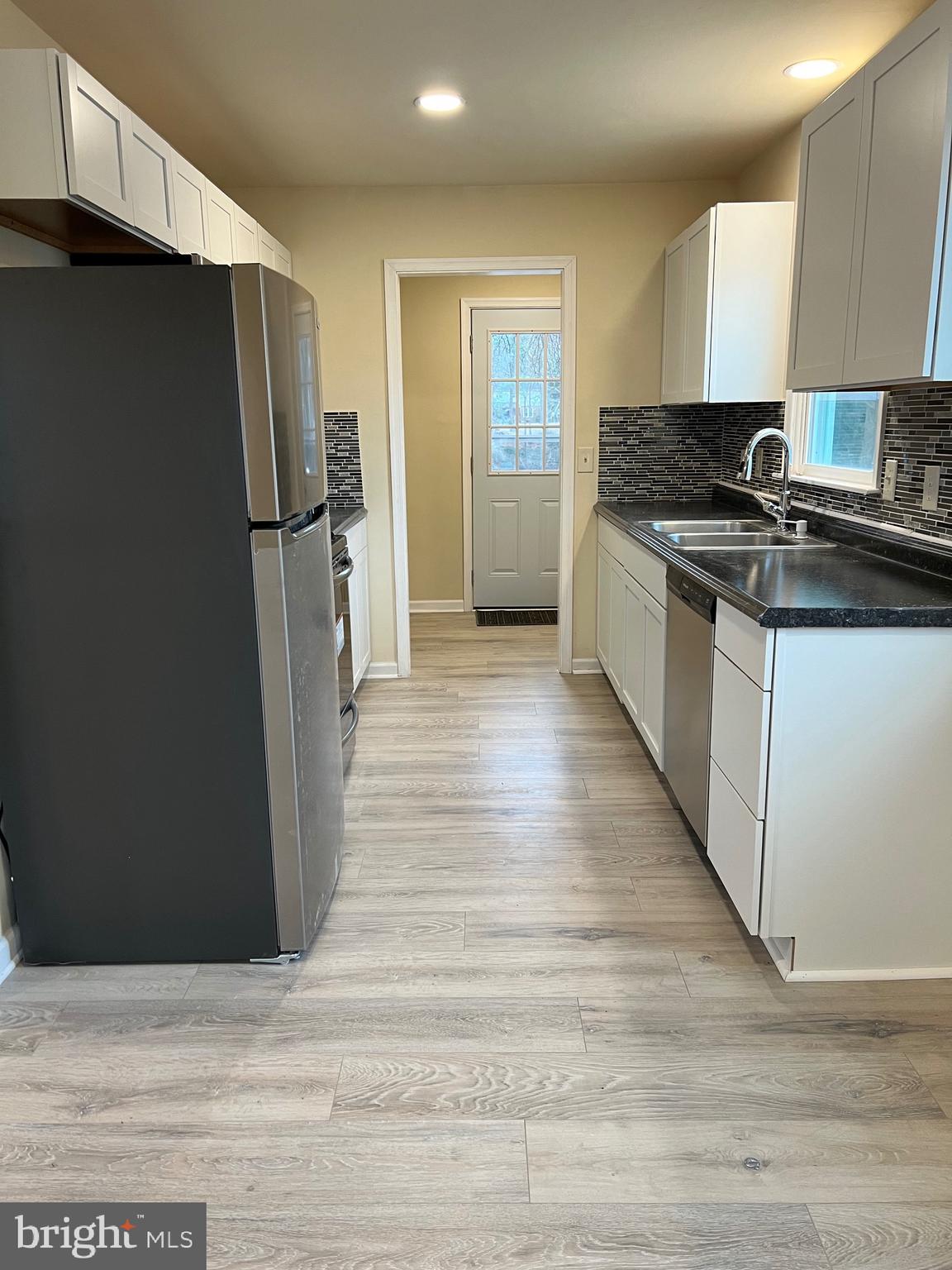 1305 Flamingo Road Salisbury, MD 21801 - Photo 8 of 16