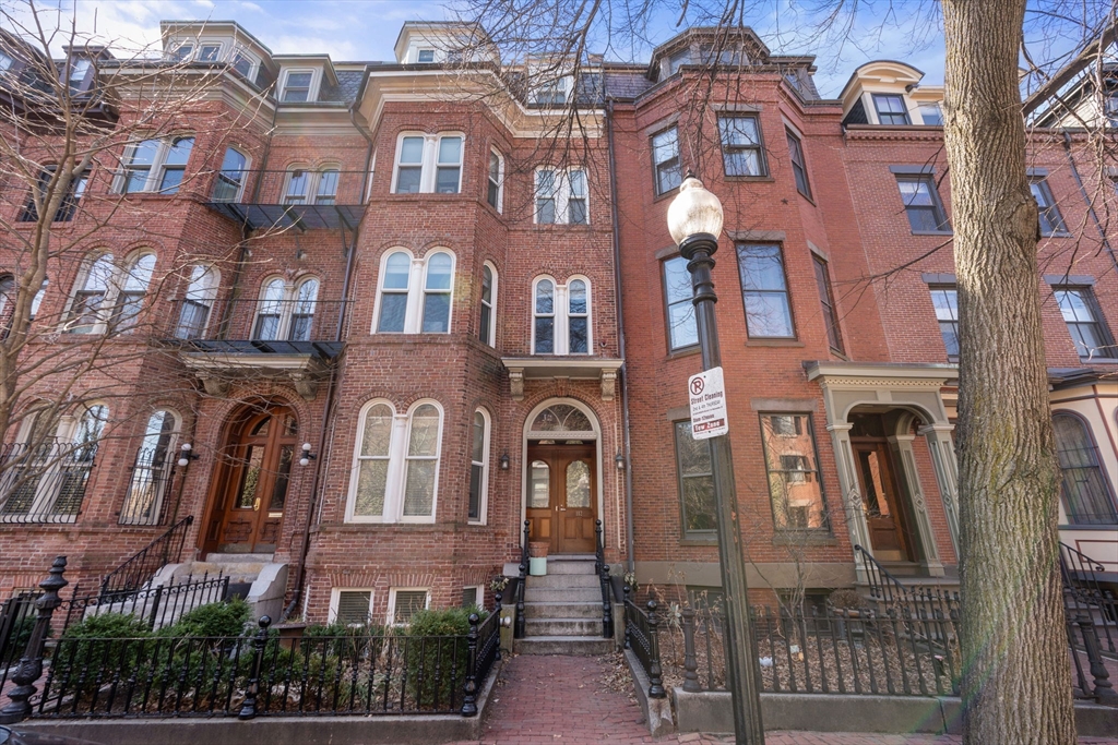 112 West Concord Street, Unit 2 Boston, MA 02118 - Photo 10 of 11 front view of a brick building