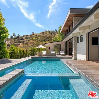 $3,995,000 | 3764 Las Flores Canyon Road, Malibu, CA 90265