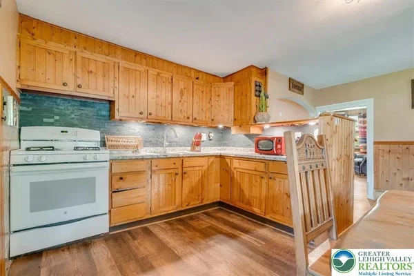 $479,999 | 173 Anchorage Road, Saylorsburg, PA 18353