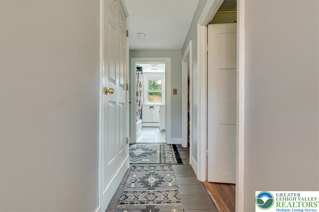 173 Anchorage Road Saylorsburg, PA 18353 - Photo 32 of 75