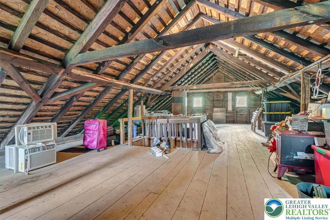 173 Anchorage Road Saylorsburg, PA 18353 - Photo 45 of 75 a view of a storage room