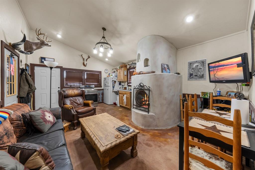 101 Starhorn Road Marble Falls, TX 78654 - Photo 12 of 40