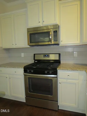 $2,500 | 3908 Valley Side Court, Cary, NC 27519