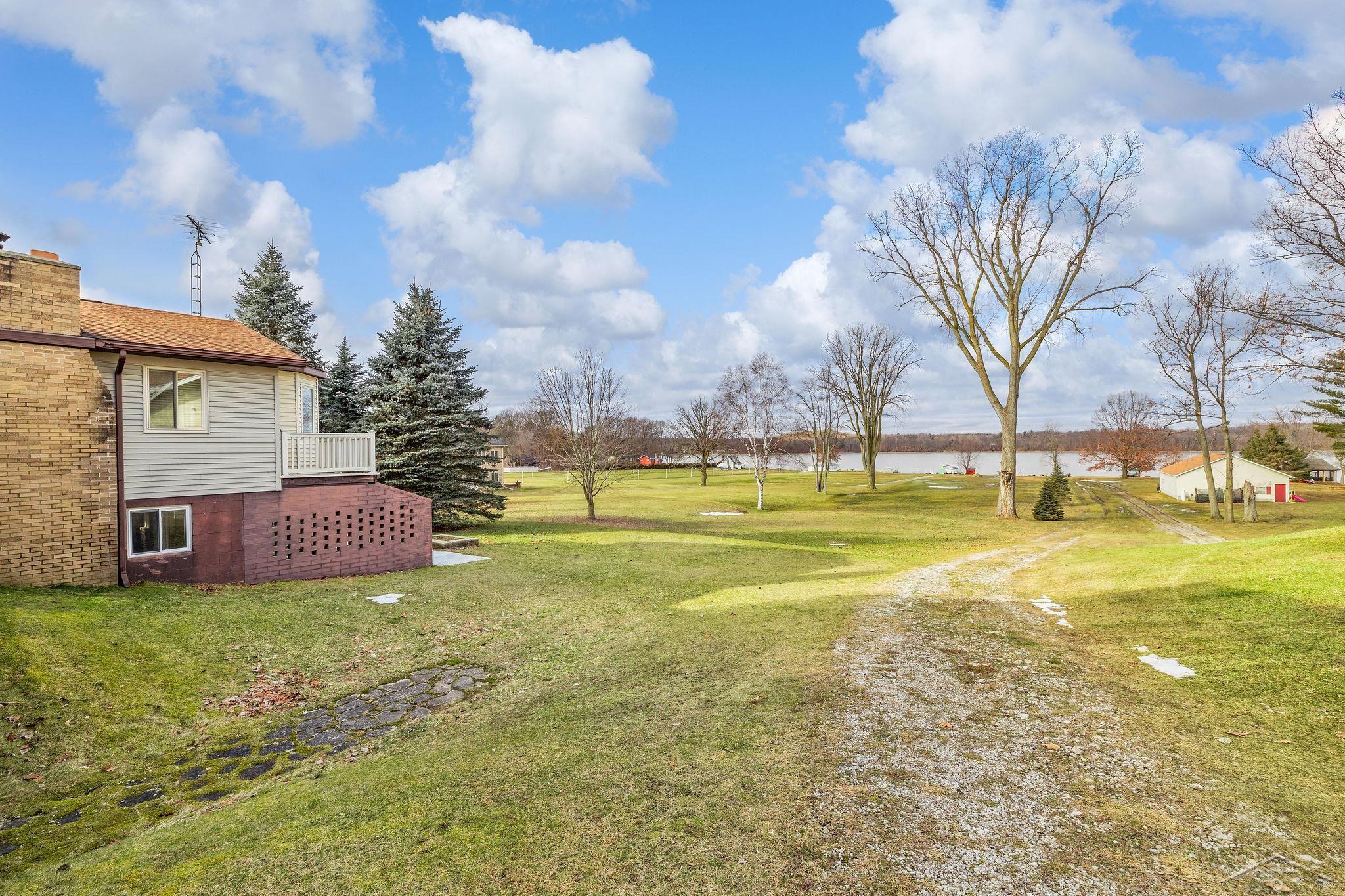 11469 Carr Road Davison, MI 48423 - Photo 40 of 63 50132876-f5627d38-e5ca-4a9b-88a9-c2906ed58fc3.JPG