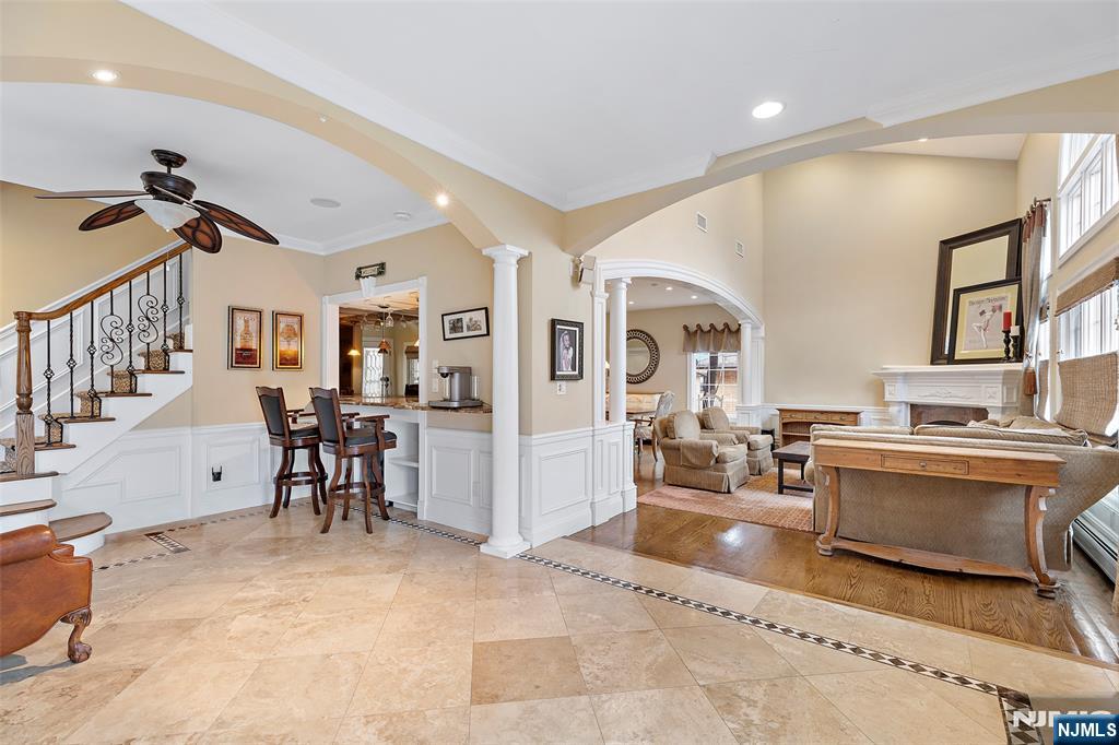 546 Art Lane Ridgefield, NJ 07657 - Photo 28 of 37 Gallery Image 28