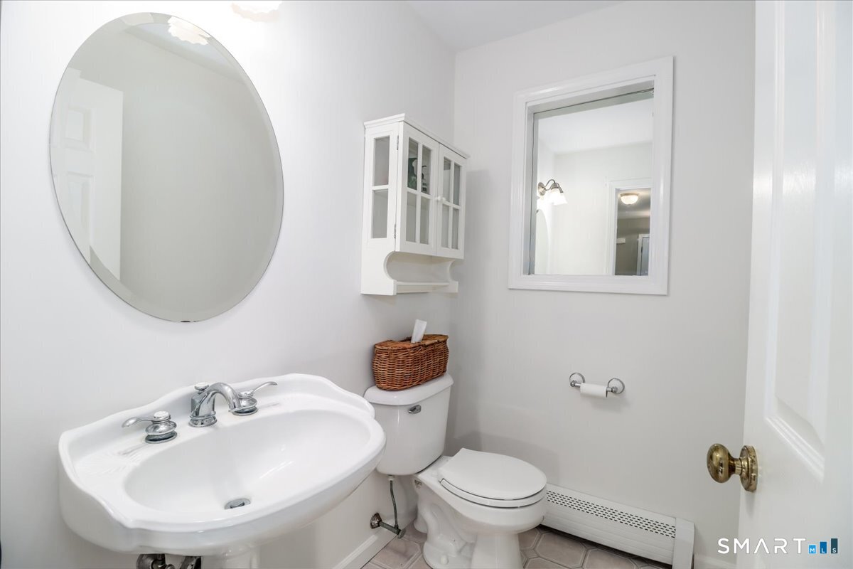 315 Booth Hill Road Trumbull, CT 06611 - Photo 16 of 33