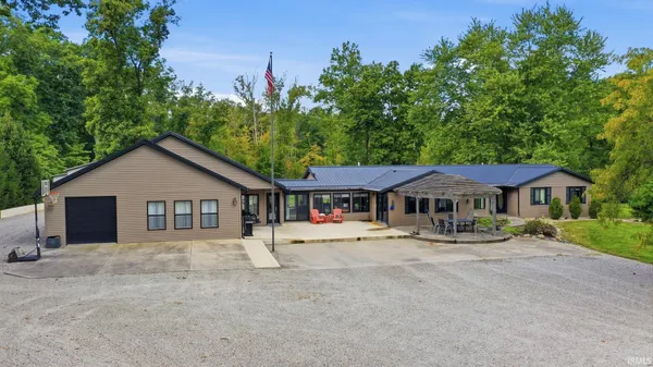 $600,000 | 8801 Frazier Drive, Fort Wayne, IN 46818