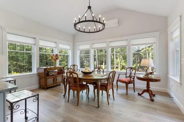 $1,125,000 | 2 Winn Trail, York, ME 03902