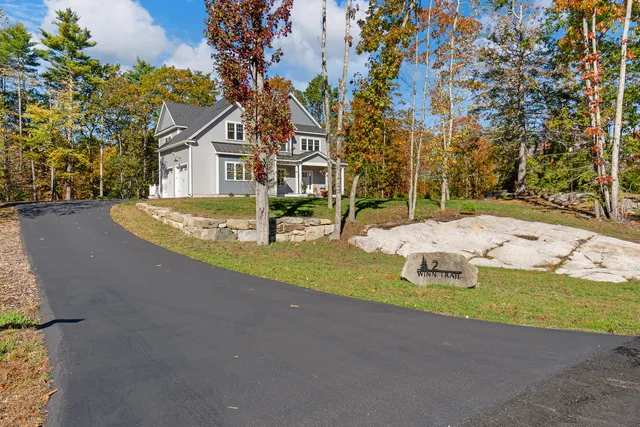 $1,125,000 | 2 Winn Trail, York, ME 03902