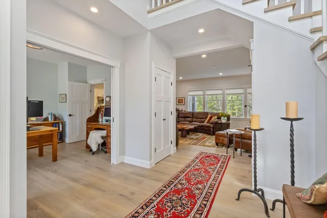 $1,125,000 | 2 Winn Trail, York, ME 03902