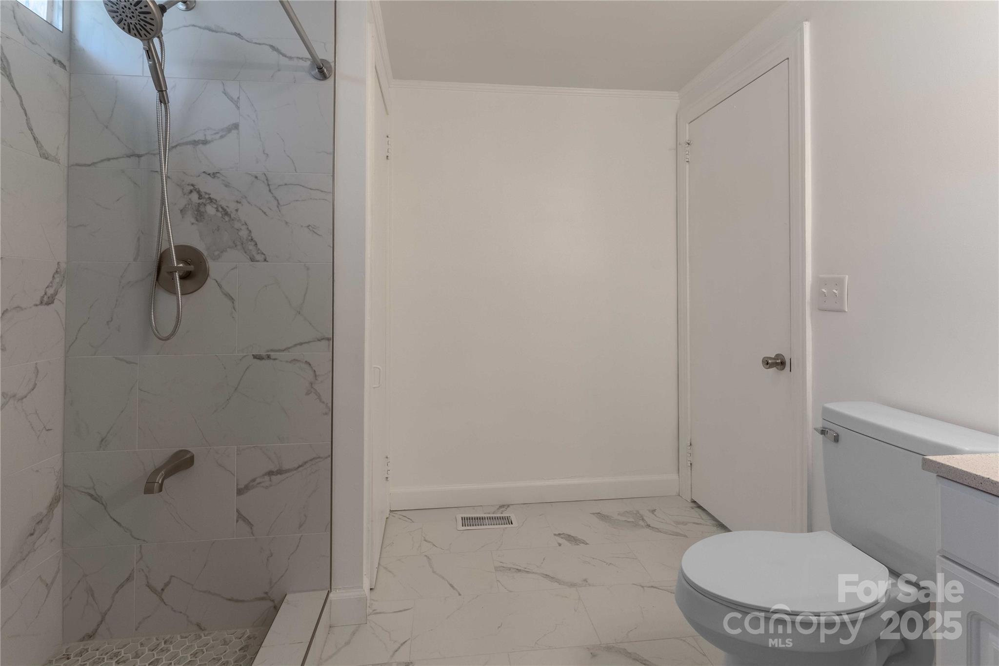 422 Hebron Road Hendersonville, NC 28739 - Photo 27 of 41