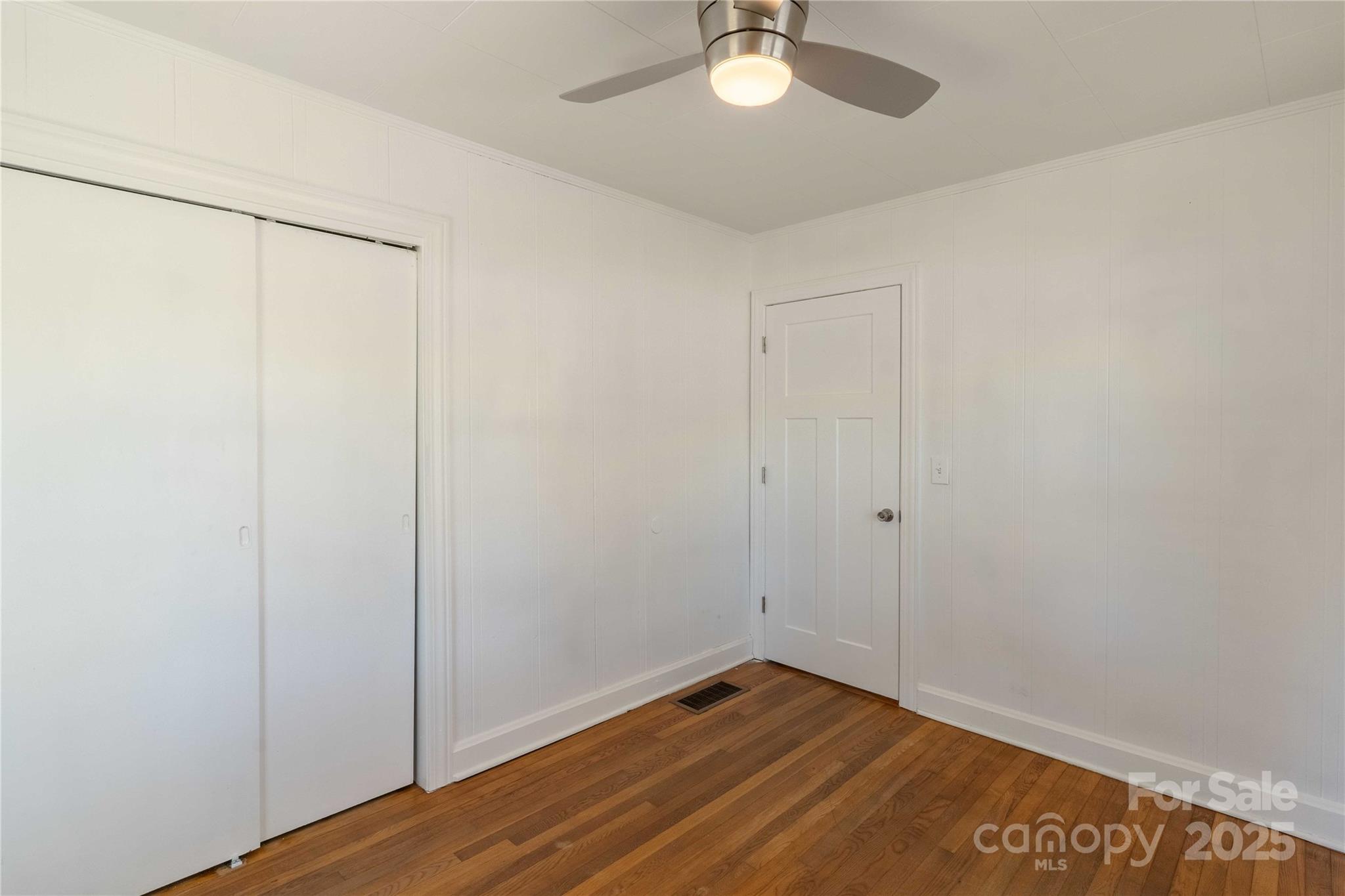 422 Hebron Road Hendersonville, NC 28739 - Photo 34 of 41