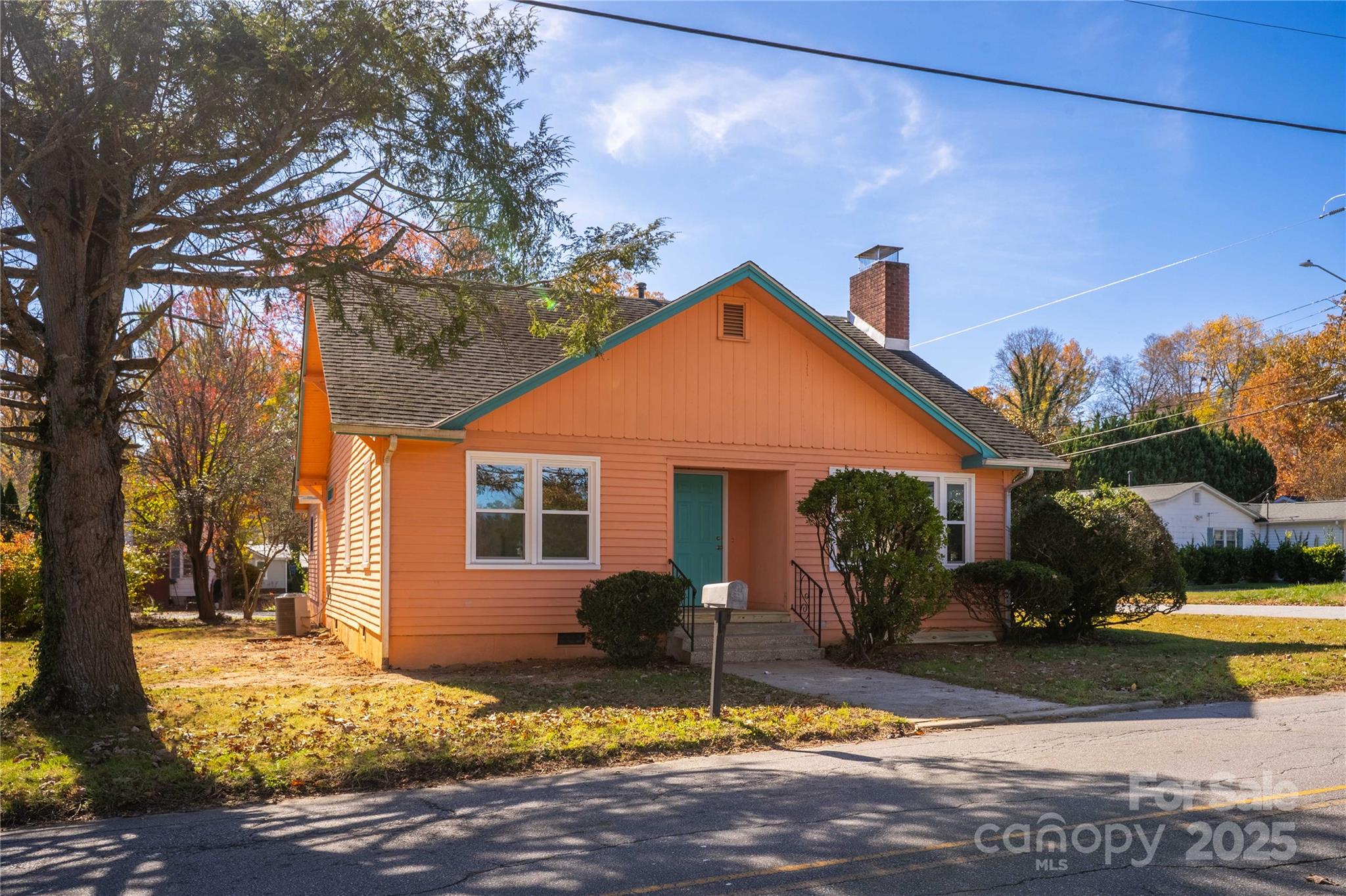 422 Hebron Road Hendersonville, NC 28739 - Photo 35 of 41