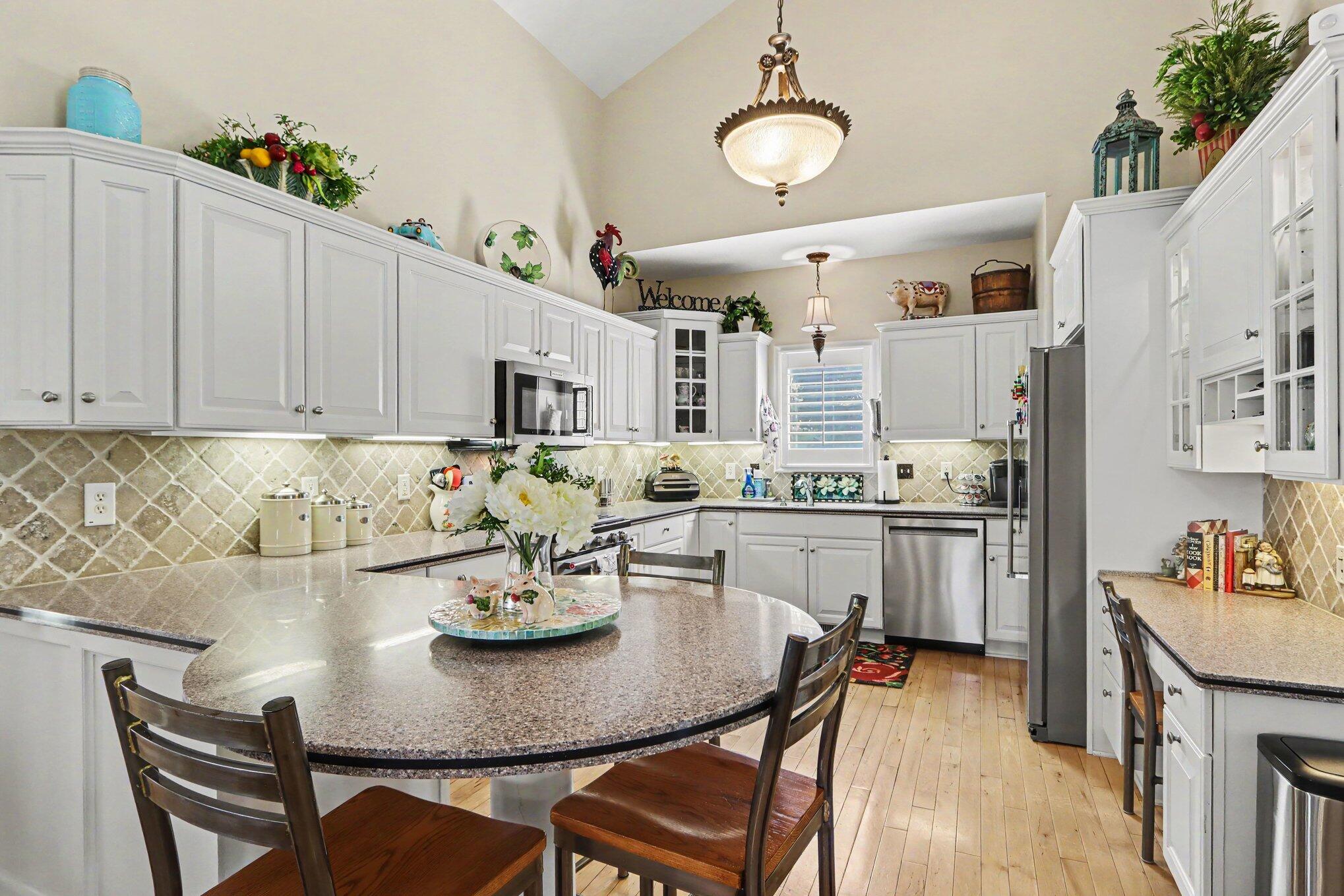 7928 Spring Haven Kalamazoo, MI 49009 - Photo 14 of 36 EAT UP BAR, TONS OF STORAGE