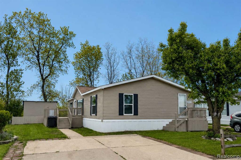 2183 Water Ridge Drive Newport, MI 48166 - Photo 1 of 24