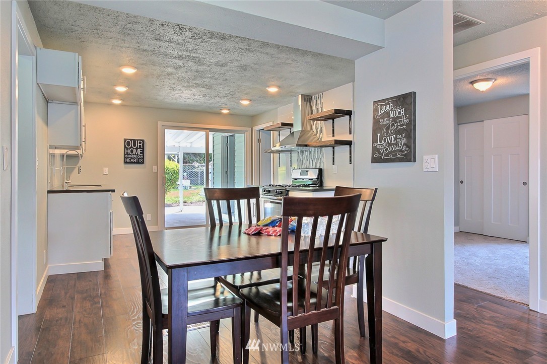 2322 Pamela Place Steilacoom, WA 98388 - Photo 5 of 15