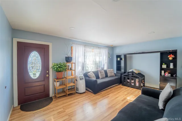 $569,999 | 9 Patton Street, Brentwood, NY 11717